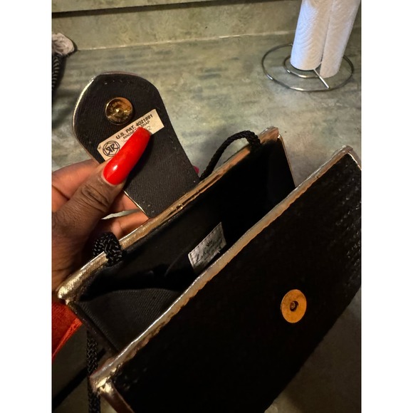 Gold/Black Purse Crossbody - Picture 7 of 7